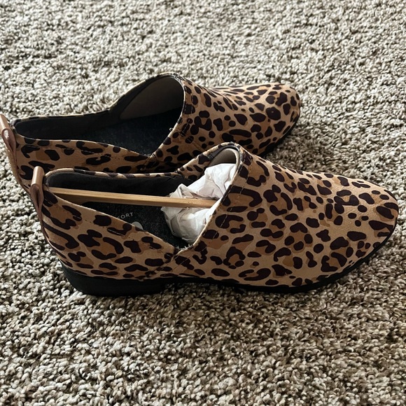 dr scholl's leopard print